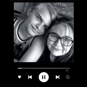 Meet your Posher, Constance